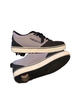 Men’s Heelys Size 13