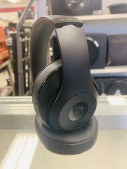 Studio headphones