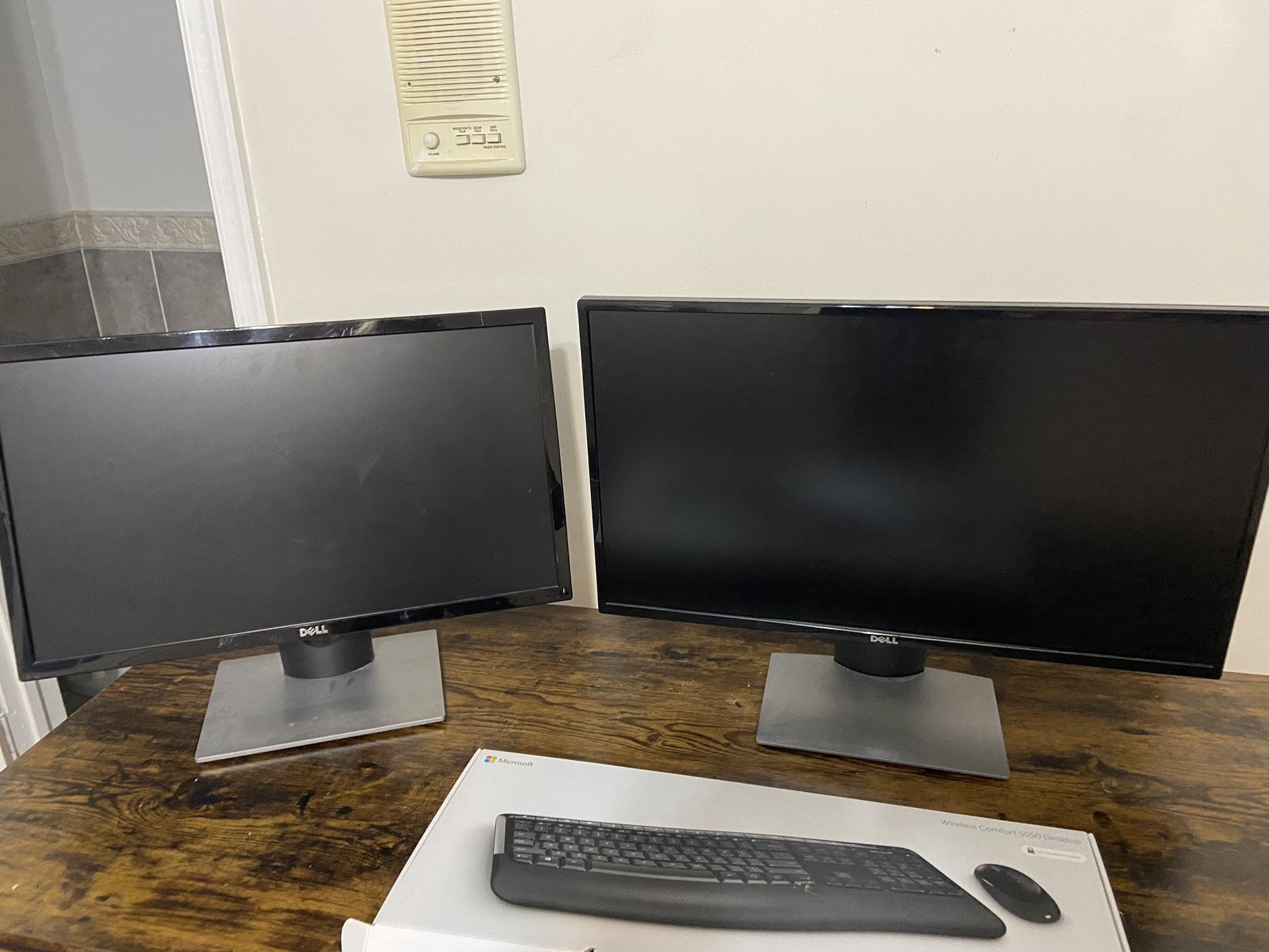 Computer Screens 
