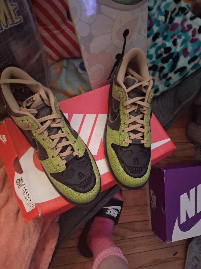 NIKE Dunk Low Retro QS Halloween SKULL bright Cactus