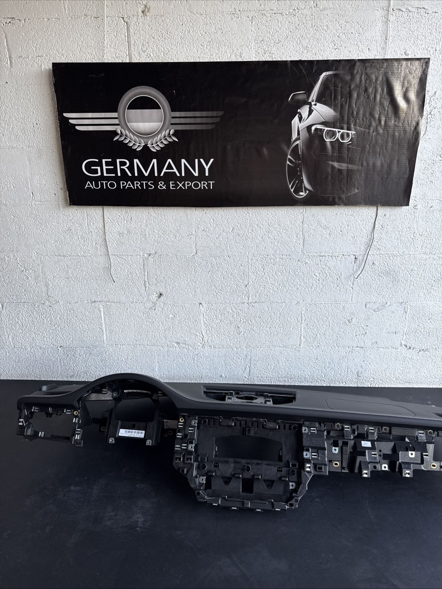 Porsche Macan 15-24 Dashboard New Oem