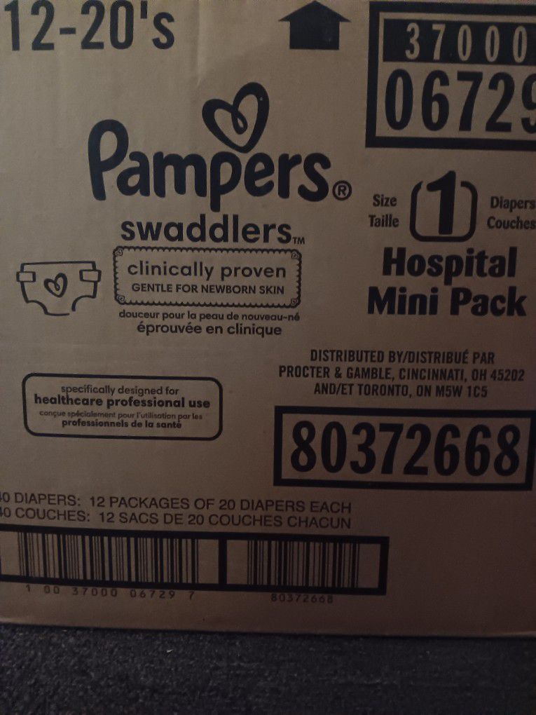 PAMPERS DIAPERS 