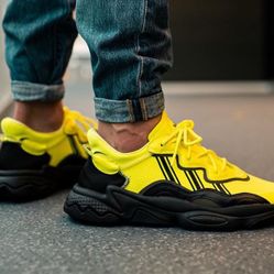 adidas | OZWEEGO “SOLAR YELLOW | Men’s Size 10 