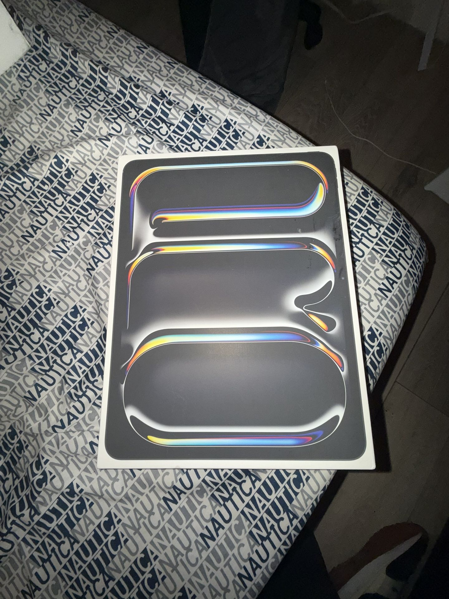 iPad Pro 13-inch (M-4) 256GB Still Sealed!! 1000$