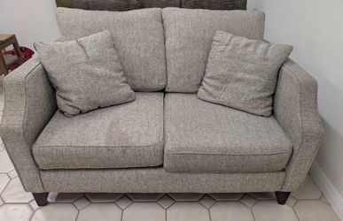 Small sofa/love seat