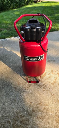 Tool Shop 20-Gallon Air Compressor – 2.5 HP