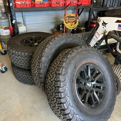 2026 Brand New Ford F-150 Raptor Wheels And Tires Bfgoodrich Ko2 35” $ 1999 Firm Price 