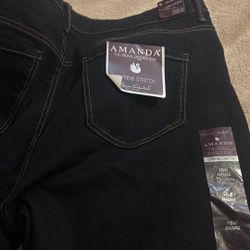 Amanda Size 18 W