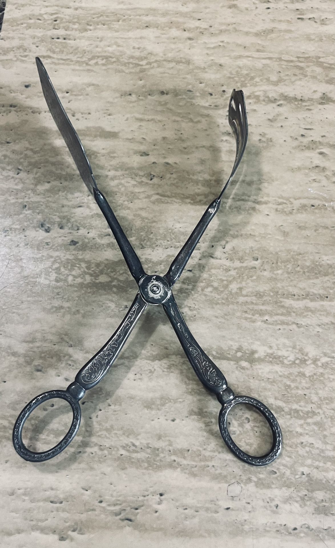 Vintage EP Hinged Salad/pastry Tongs 8 1/2 Inches Long