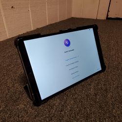 Huawei MediaPad M5 8.4" Tablet + Infiland Case + Matte Screen Protector