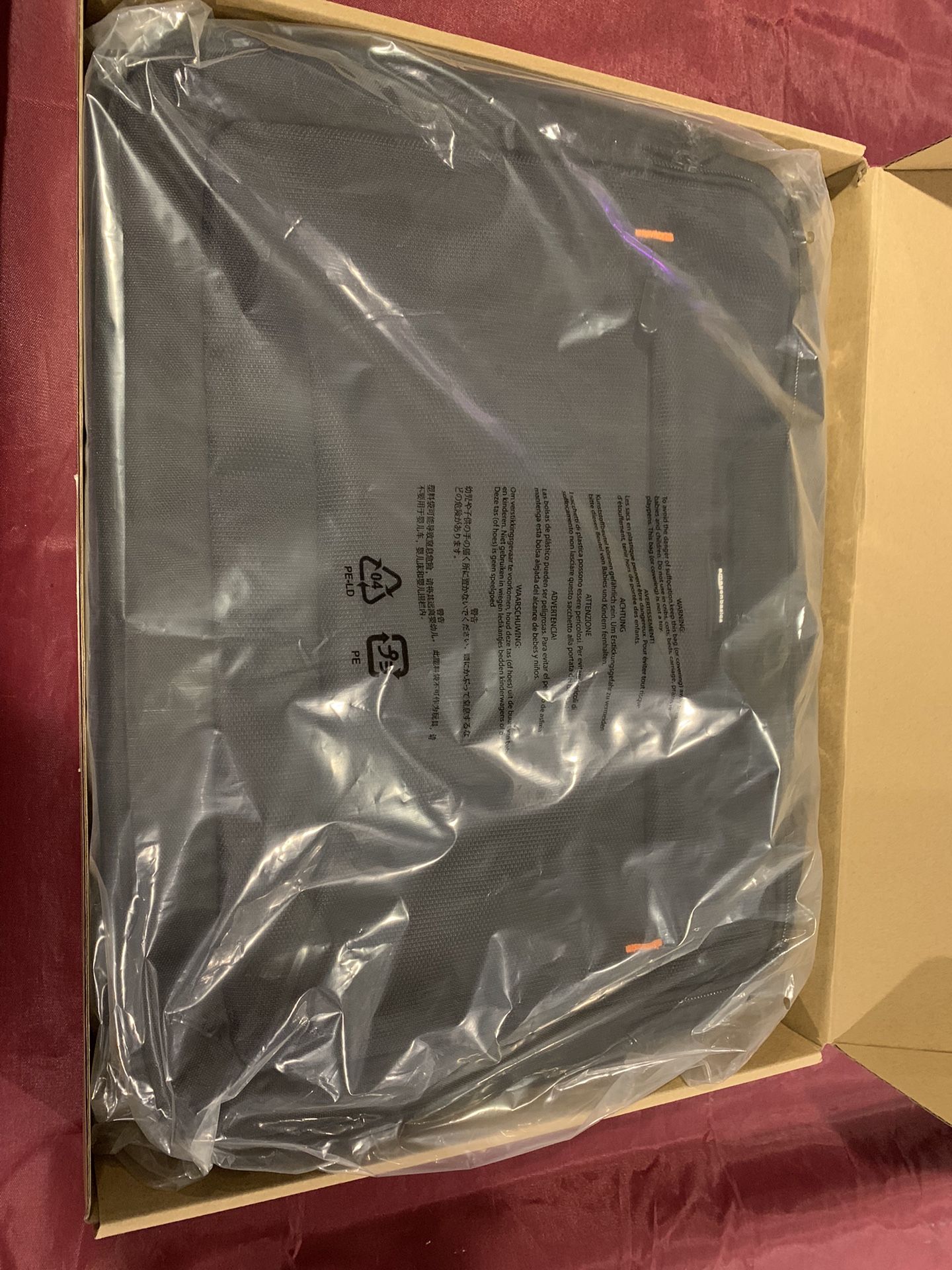 Amazon Basics 17.3 Inch Laptop Bag