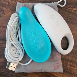 2 Lactation massagers