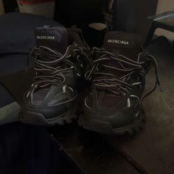 Balenciaga Tracks