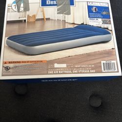 Air Mattress New