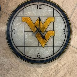 Newer “WVU” Themed Clock (needs AA Batteries)