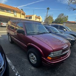 2000 Chevy Trailblazer Edition