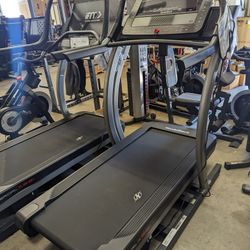 NordicTrack X32i Treadmill. BRAND NEW ** ON SALE **