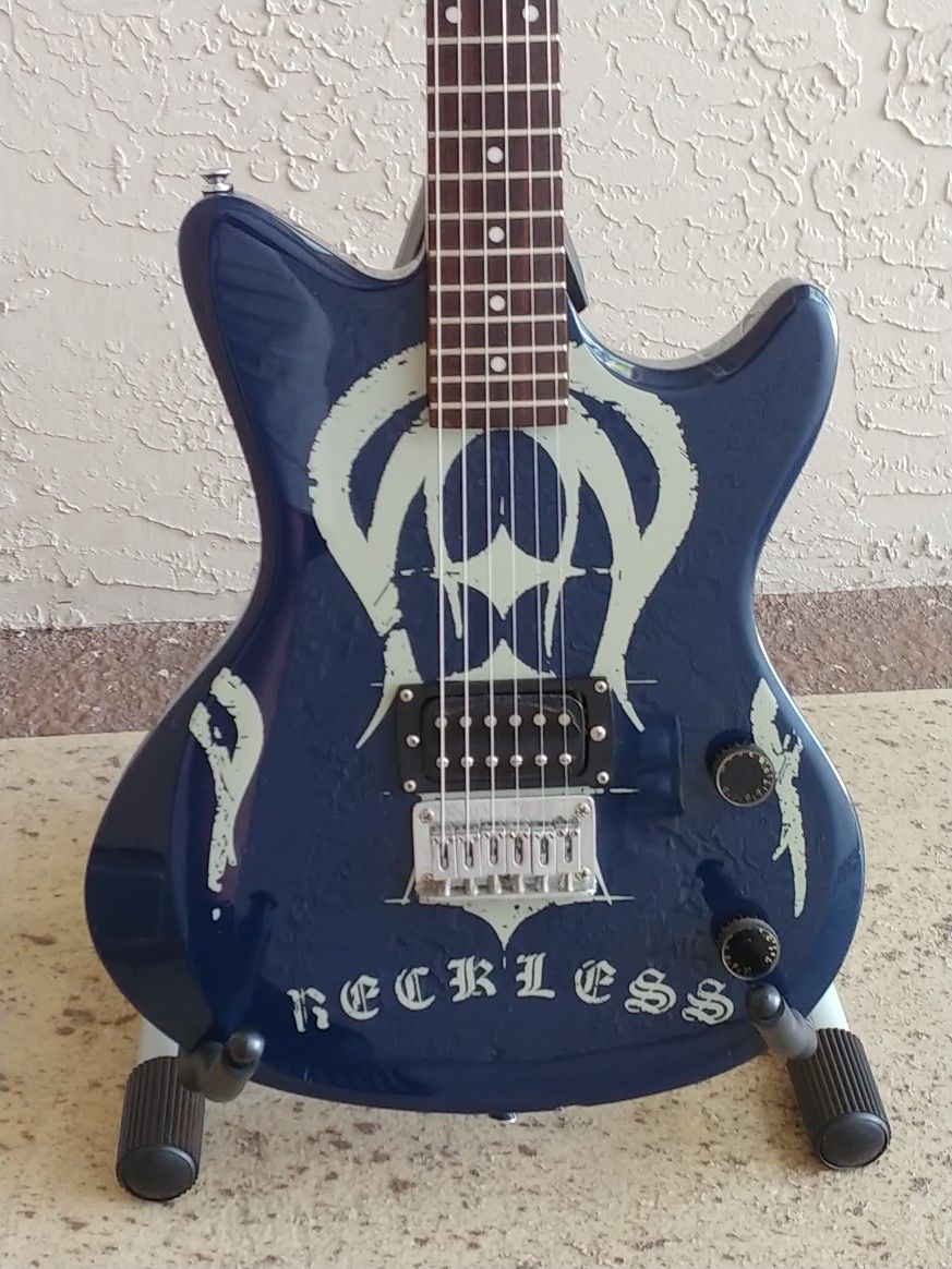 First Act ME423 Electric Guitar Dark Blue Reckless Model