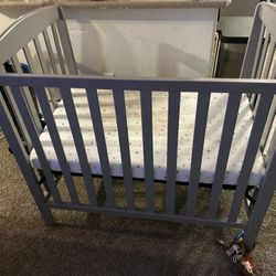 Mini Crib 