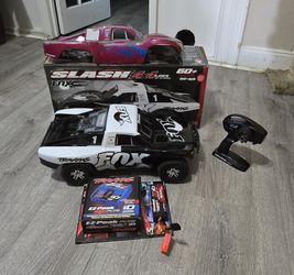 TRAXXAS SLASH 4X4 VXL