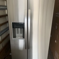 Side By Side Refrigerator 
