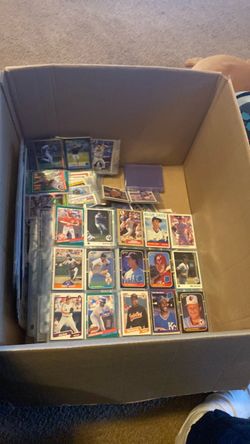 Base ball cards