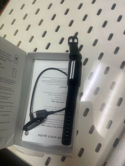 BRAND NEW: Black Fit Bit Inspire 3 Fitness Tracker