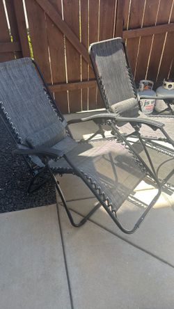 Recliner chairs