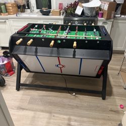 3 In 1 - Foosball Hockey Pool Table