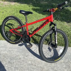 Schwinn Mountain Bike 24
