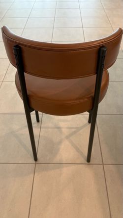 Bar stool