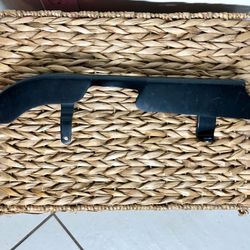 Triumph Thruxton 08 guard chain