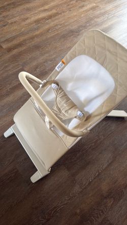 Baby bouncer
