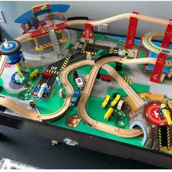 Airport Express Train Set & Table