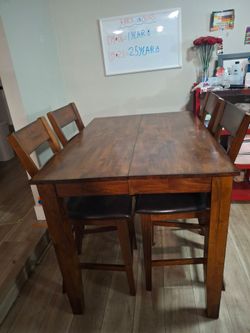 Counter Height Dining Table with 4 Chairs