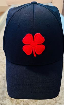 3 Black Clover Premium Clover 24 Black Fitted Performance Hat – New