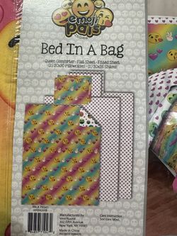 Bed-in-bag Emoji Comforter Set 