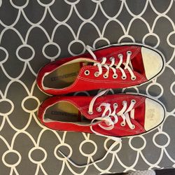 Red Converse 