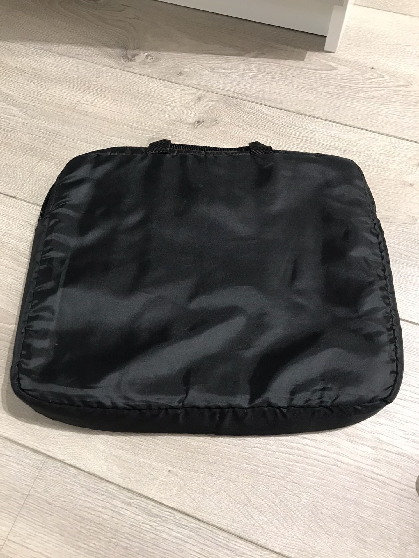 Laptop bag