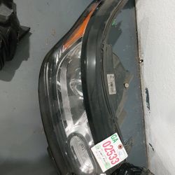 2017 Land ROVER  RIGHT HEADLIGHT 