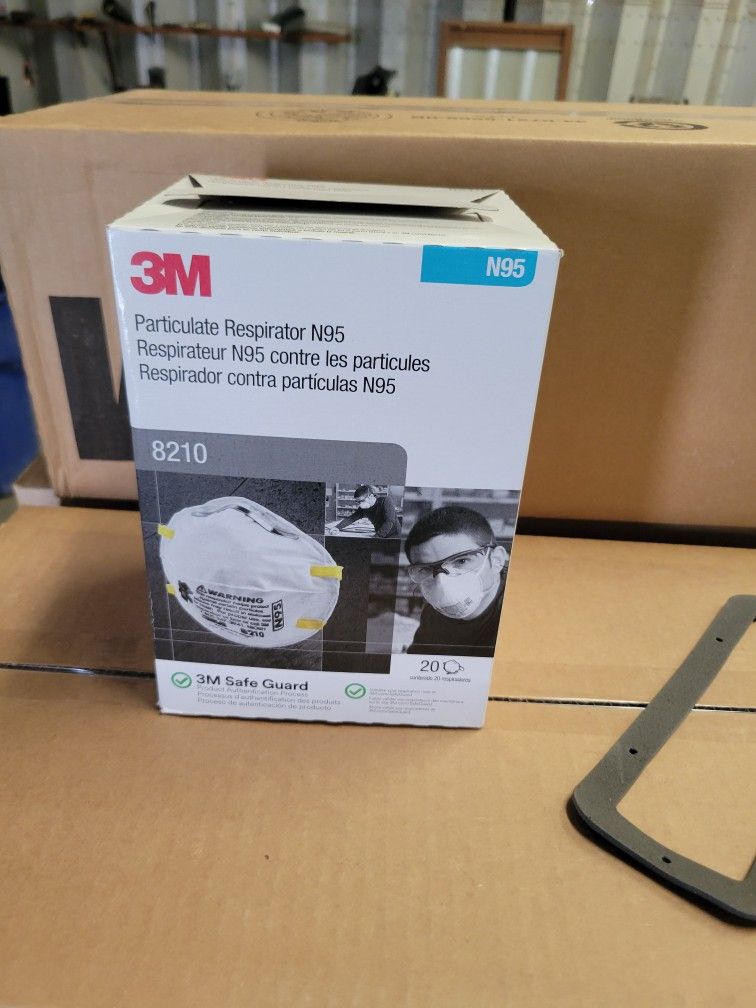 8 Mini Boxes In A Case