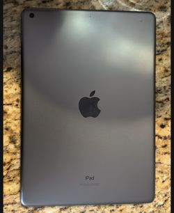 Ipad 8th generation (for Parts)