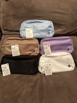 Lululemon Everywhere Belt Bag