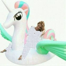 Brand New Giant Unicorn Pool Float 