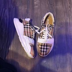 Burberry Shoes 