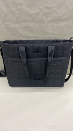 Steve Madden tote bag. Item No 39 (Shopgoodwill)