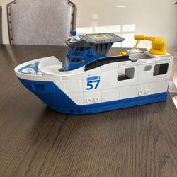 Matchbox Mission Marine Rescue Shark Ship Toy 2013.  Fun Boat Sea ..Used BFN57.