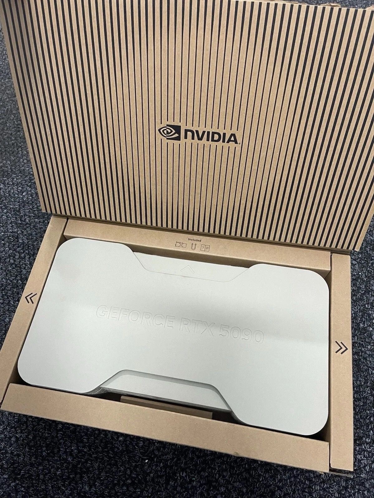 Nvidia RTX 5090 FE Founders Edition Brand New Sealed With Receipt 