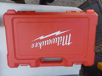 Milwaukee 19 piece 1/2 inch Drive set $120