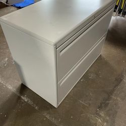 Haworth Filing Cabinet - 2 Drawers 